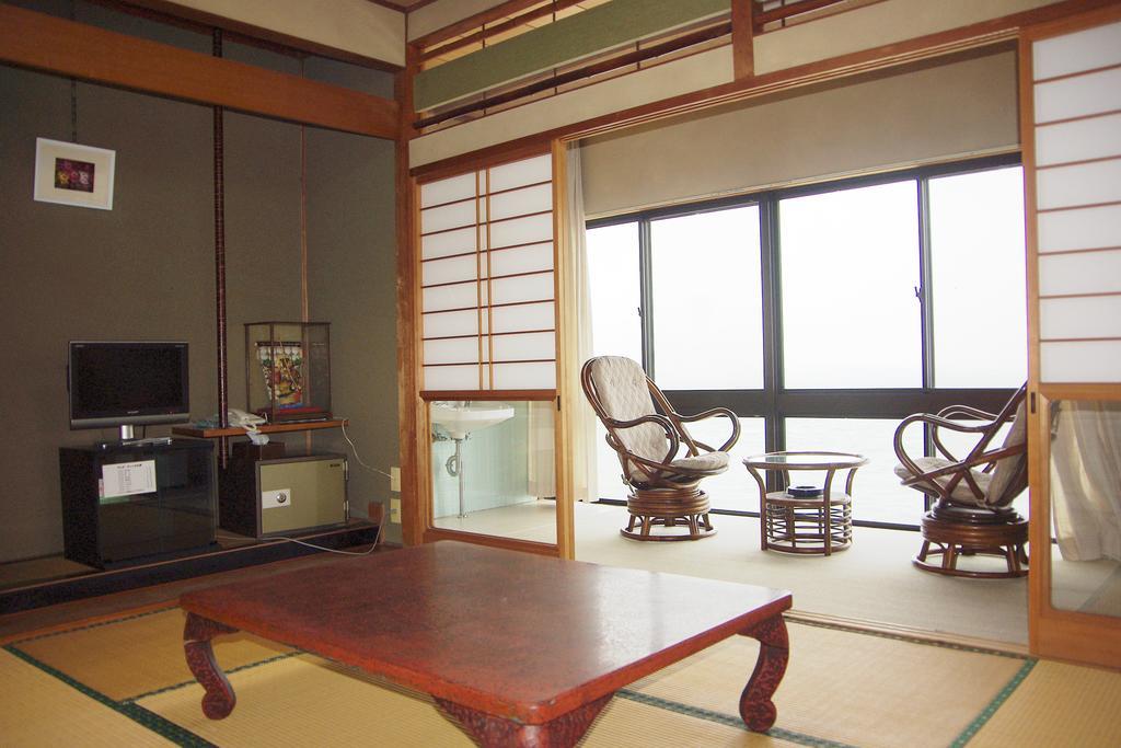 Hatsushio Ryokan Itoshima Екстериор снимка
